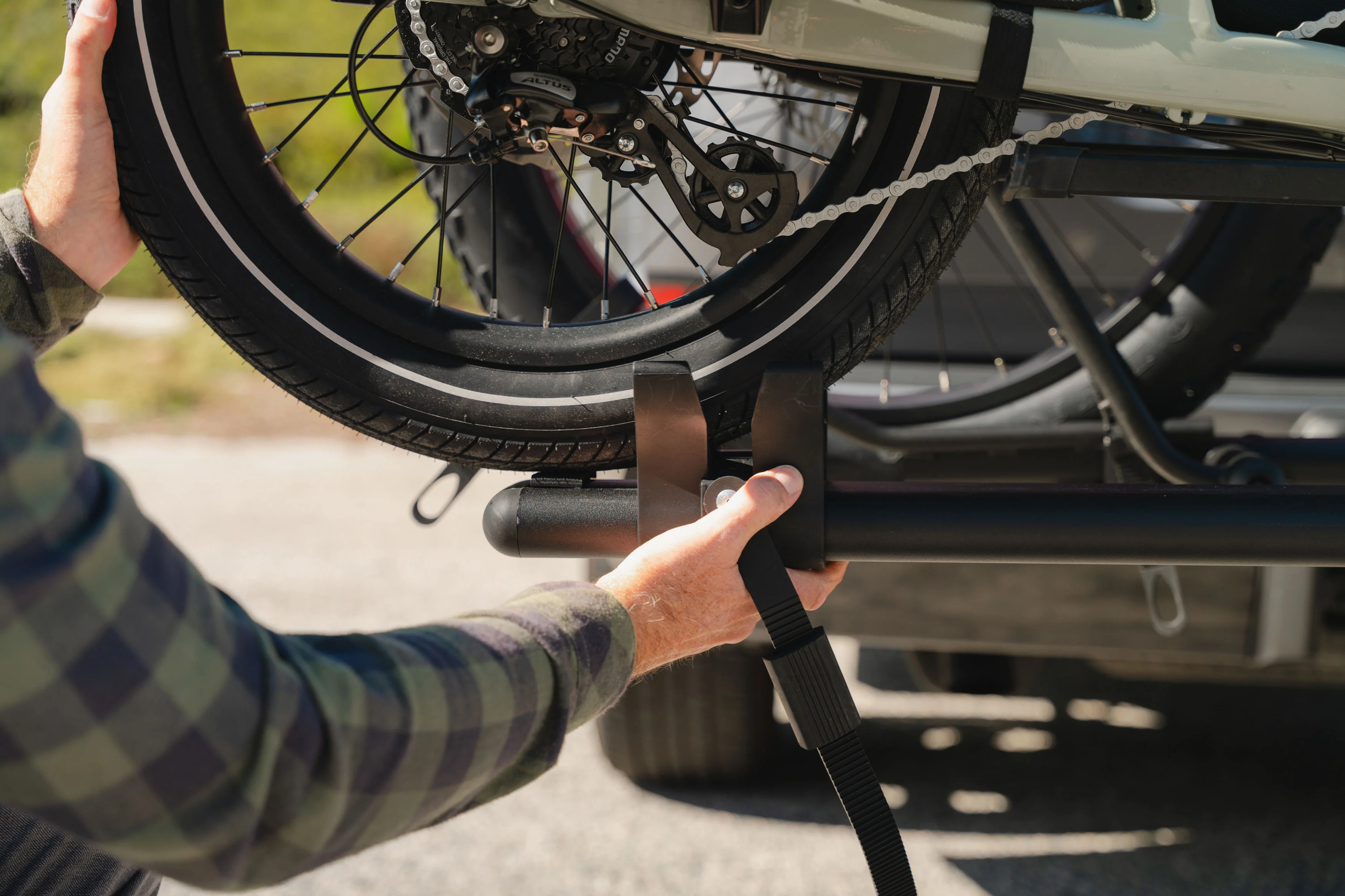 Aventon Hitch Rack Pro - Image 13