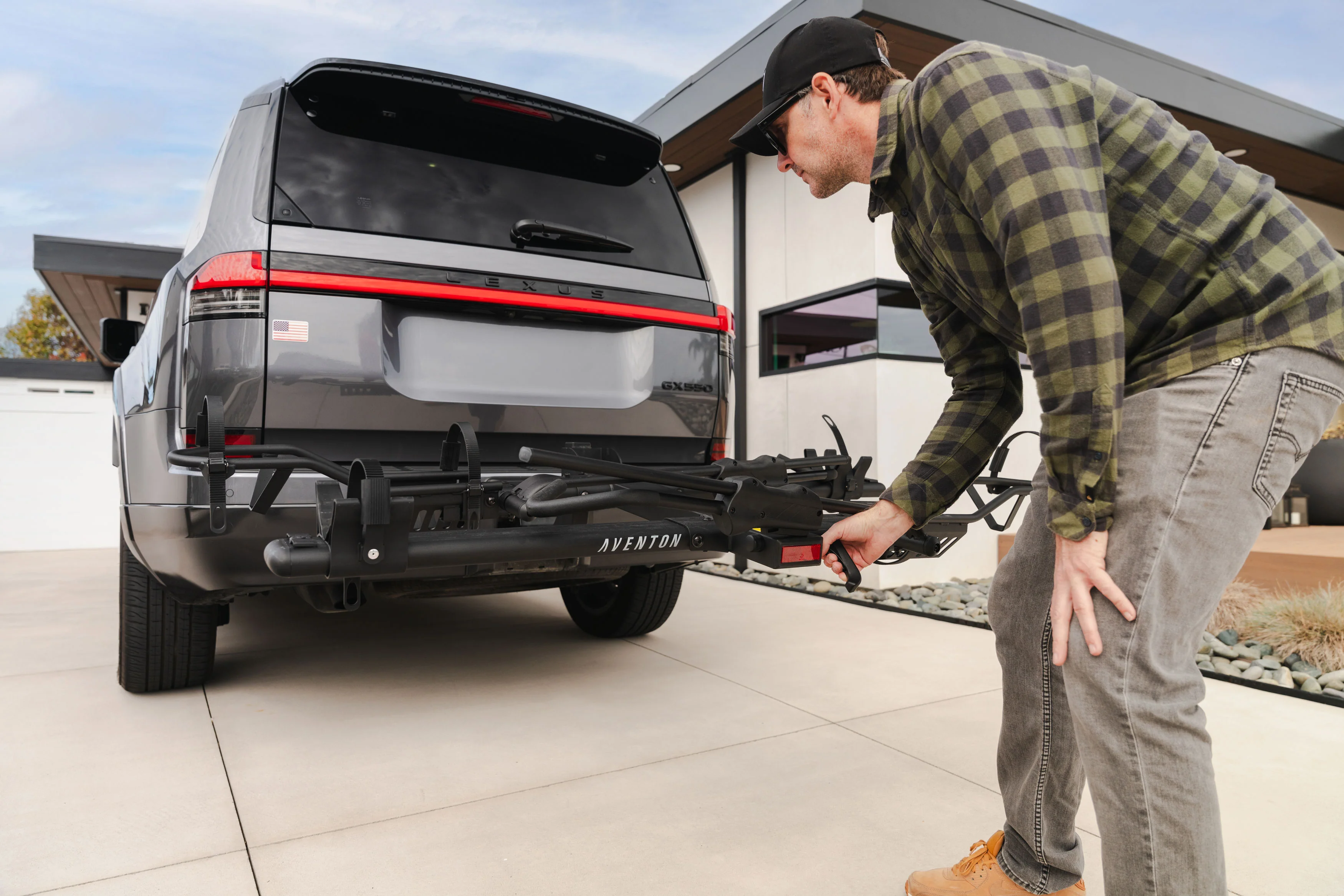 Aventon Hitch Rack Pro - Image 3